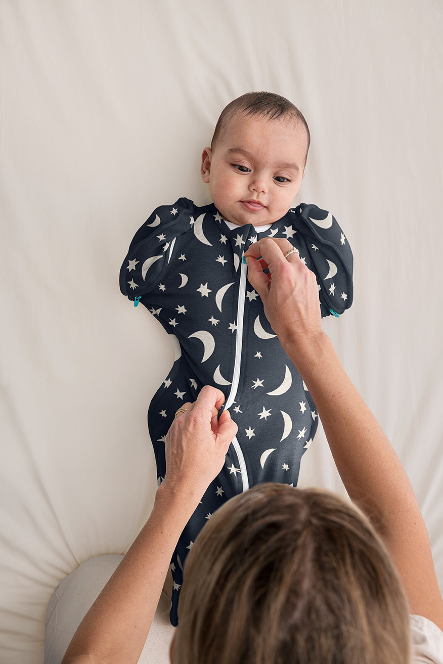 Swaddle Up™ Transition Bag 1.0 TOG Cotton Charcoal Big Sky