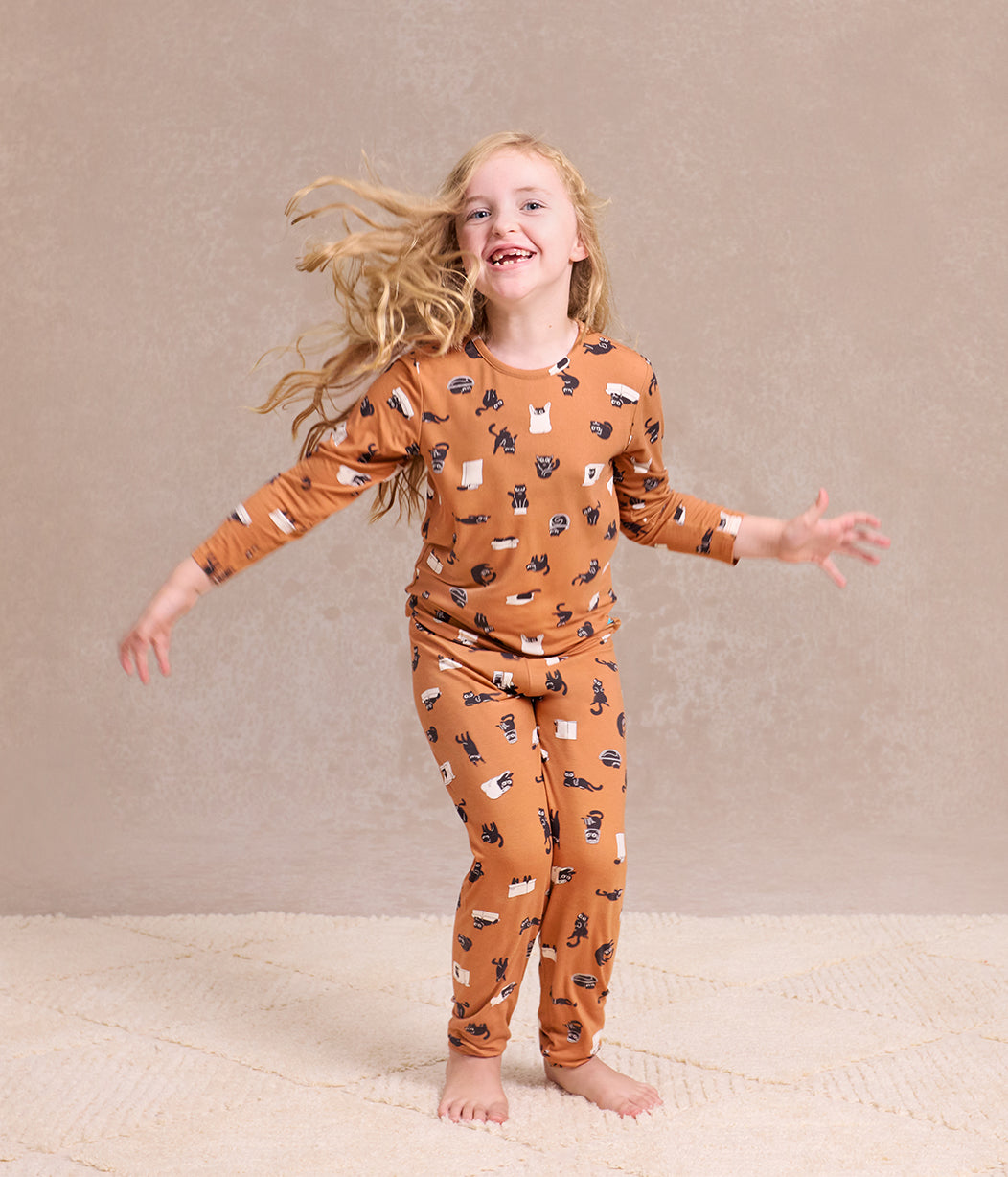 Kids Pajama Set Long Sleeve Snug Fit Viscose from Bamboo Hazel Black Cat Moods