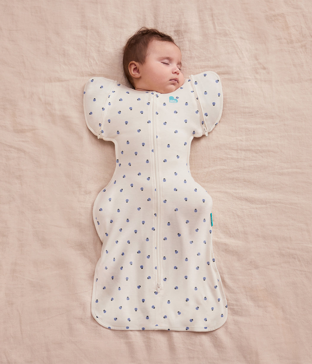 Swaddle Up™ 2-in-1 Transition Bag 0.2 TOG Cotton Cream Bugsy Blue