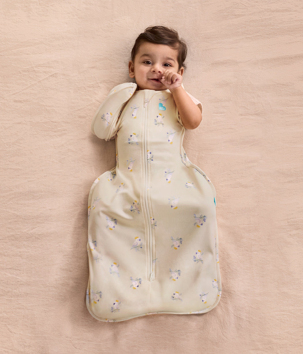 Swaddle Up™ 2-in-1 Transition Bag 1.0 TOG Cotton Cream Cockatoos