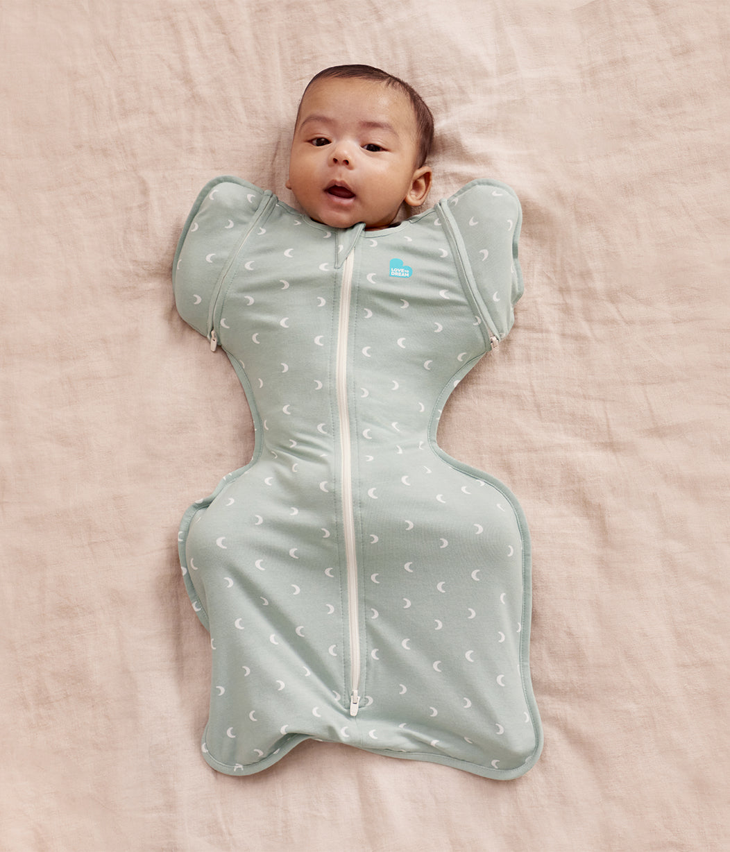 Swaddle Up™ Transition Bag 1.0 TOG Cotton Olive Moon – Love to