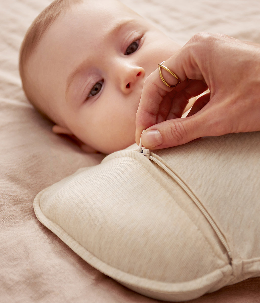 Swaddle Up™ Transition Bag 1.5 TOG Cotton Oatmeal Twigs – Love to